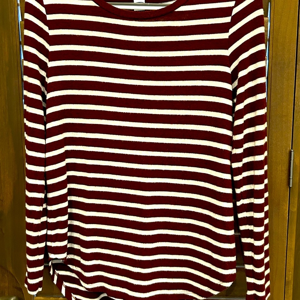 GAP burgundy and white striped tunic. Size M.